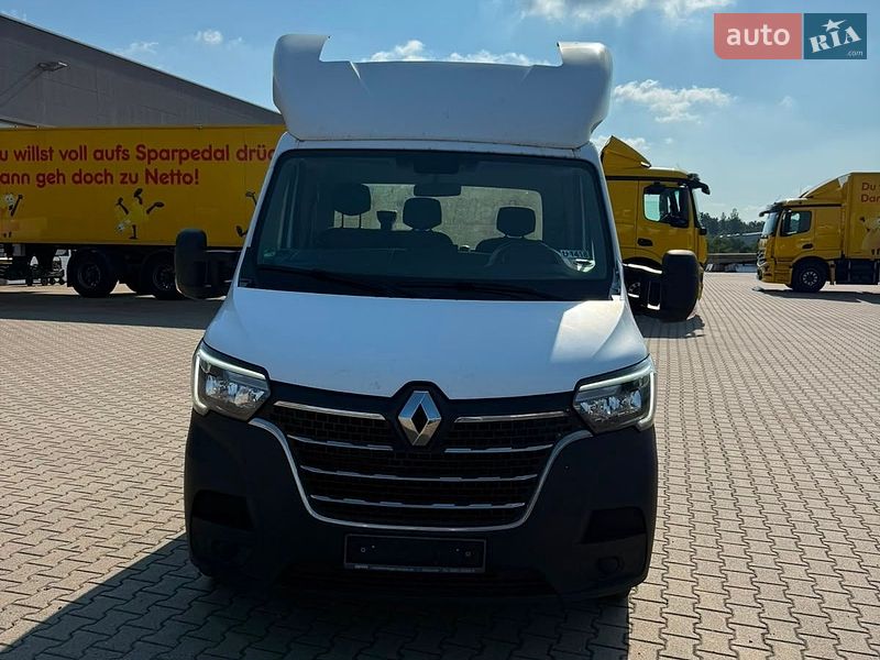 Вантажний фургон Renault Master 2020 в Луцьку