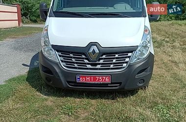 Вантажний фургон Renault Master 2017 в Полтаві