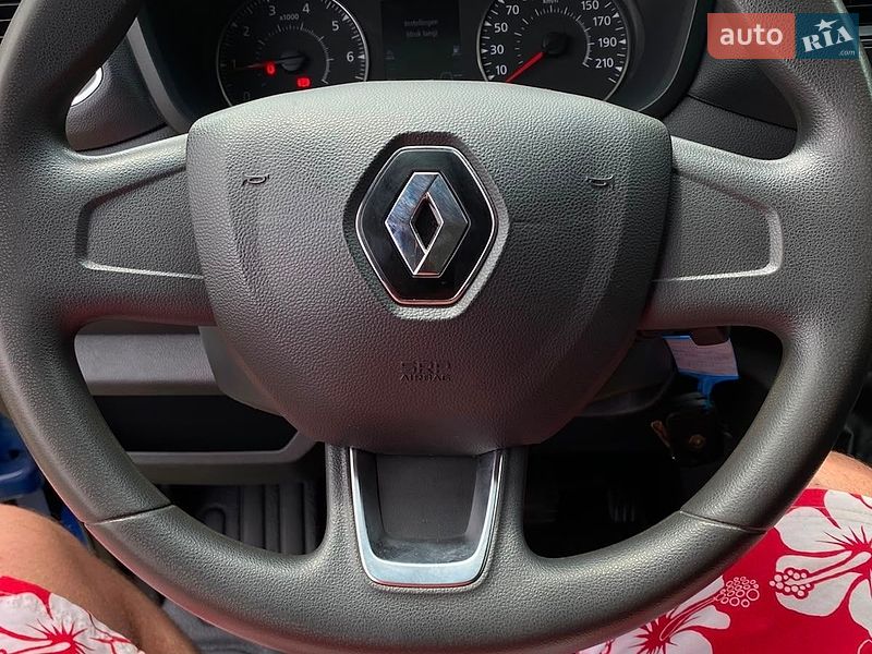 Платформа Renault Master 2023 в Ровно