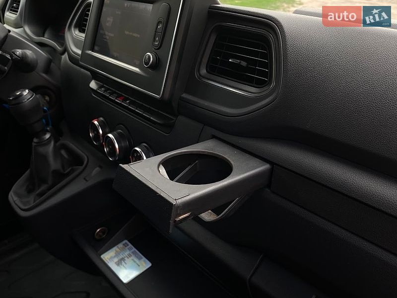 Платформа Renault Master 2023 в Ровно