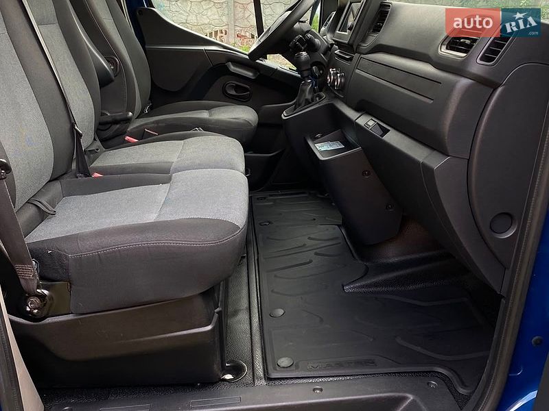 Платформа Renault Master 2023 в Ровно