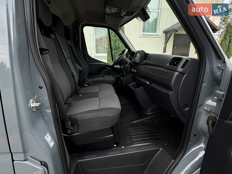 Вантажний фургон Renault Master 2022 в Києві