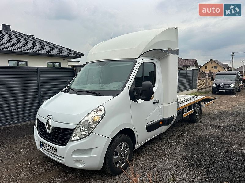 Автовоз Renault Master 2015 в Луцьку