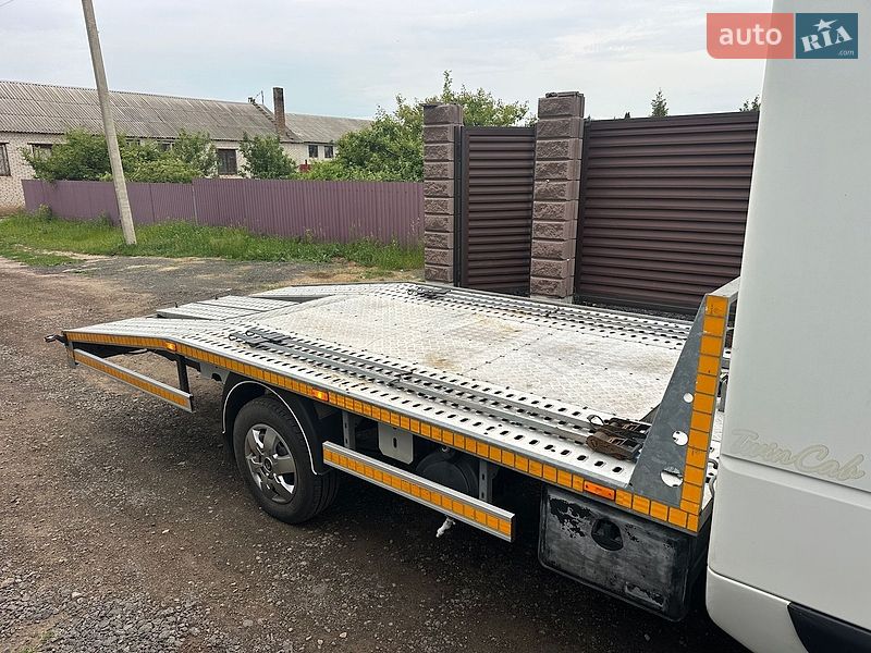 Автовоз Renault Master 2015 в Луцьку