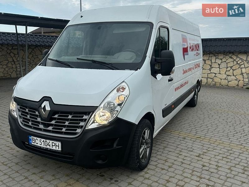 Вантажний фургон Renault Master 2011 в Львові