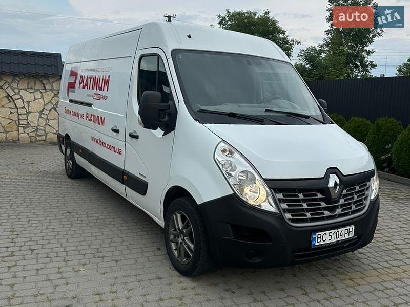 Вантажний фургон Renault Master 2011 в Львові