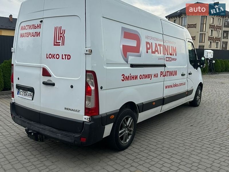 Вантажний фургон Renault Master 2011 в Львові