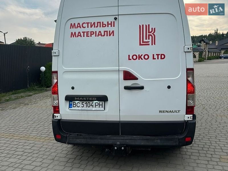 Вантажний фургон Renault Master 2011 в Львові