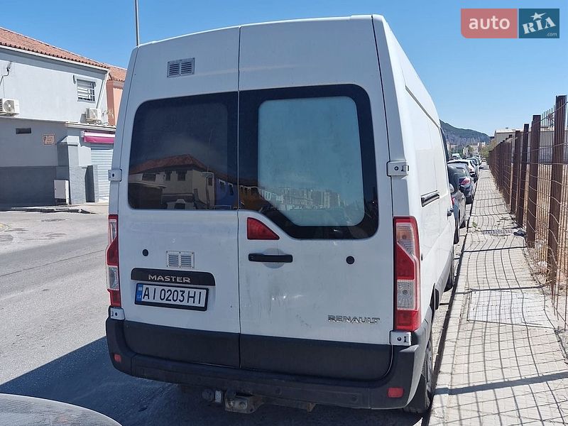 Вантажопасажирський фургон Renault Master 2013 в Дніпрі