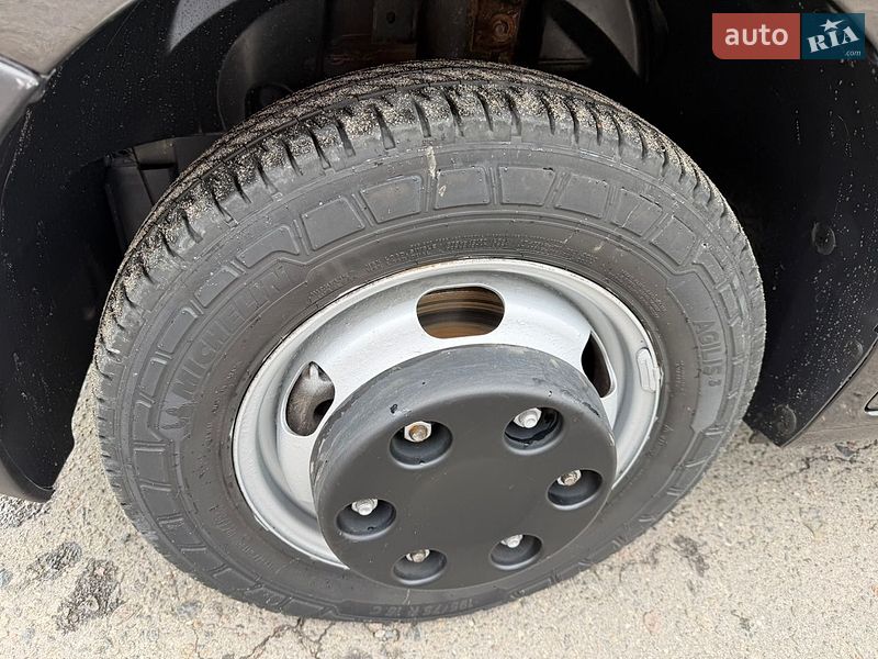 Грузовой фургон Renault Master 2015 в Дубно фото 19 Грузовой фургон Renault Master 2015 в Дубно