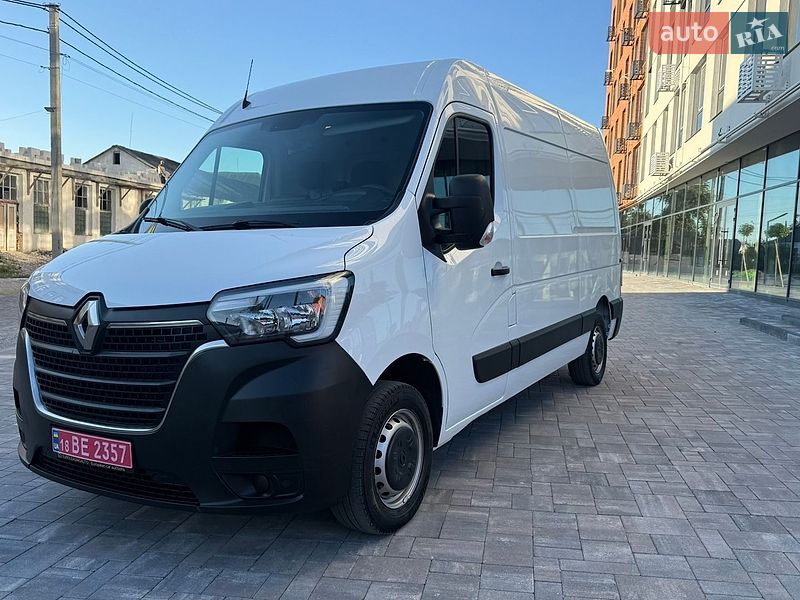 Вантажний фургон Renault Master 2023 в Дубні