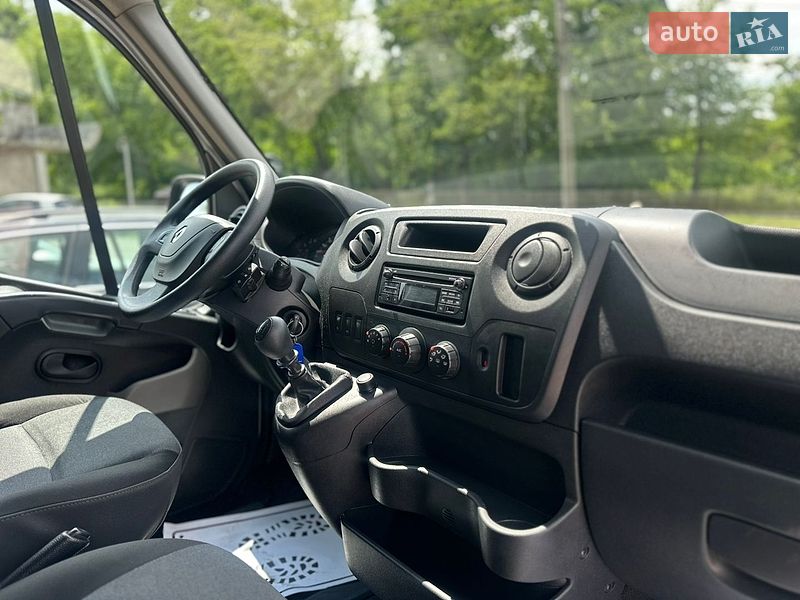 Грузовой фургон Renault Master 2018 в Ровно