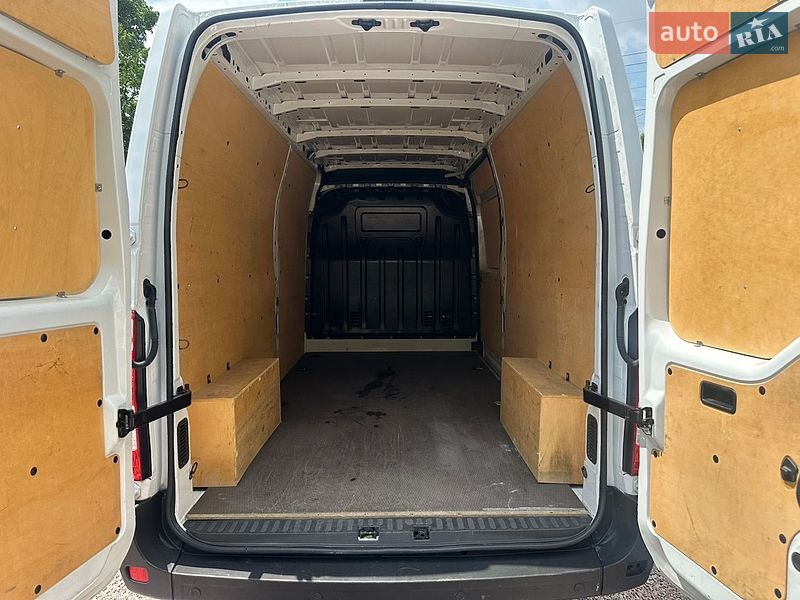 Грузовой фургон Renault Master 2018 в Ровно