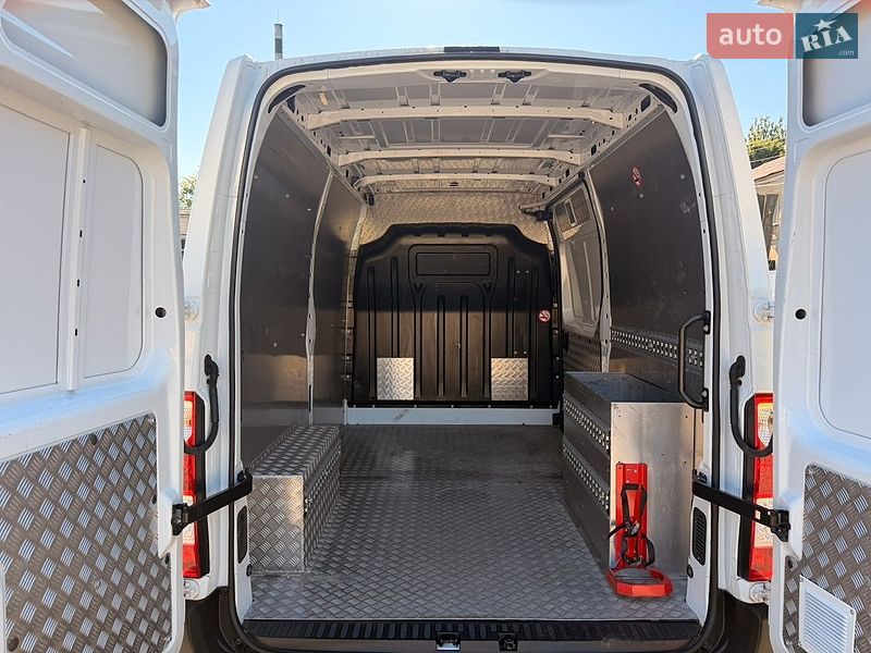 Вантажний фургон Renault Master 2021 в Києві