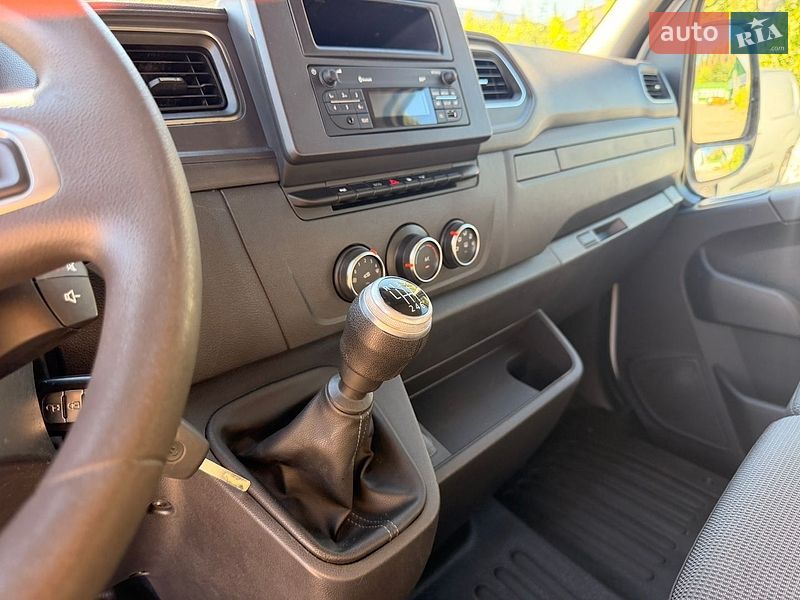 Грузовой фургон Renault Master 2021 в Киеве