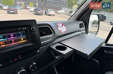 Вантажний фургон Renault Master 2020 в Луцьку