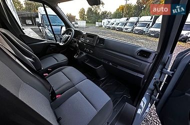 Вантажний фургон Renault Master 2022 в Бучі
