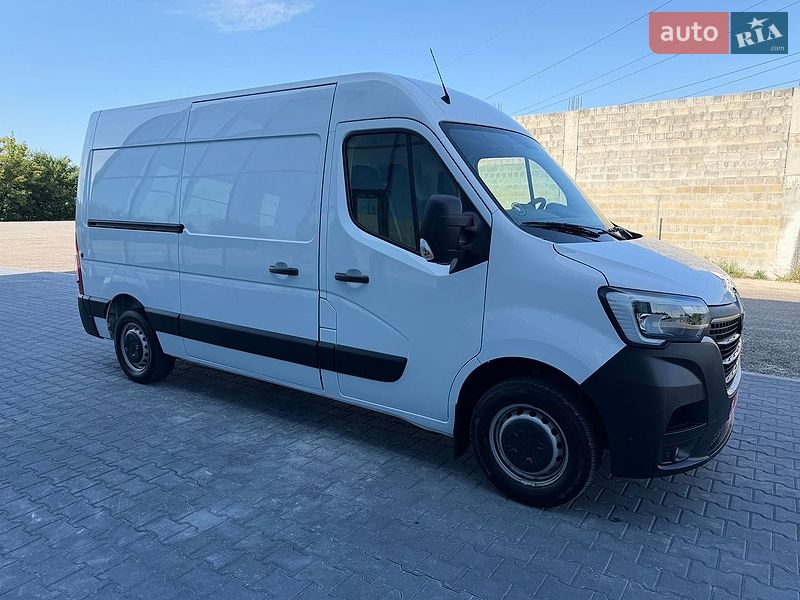 Грузовой фургон Renault Master 2022 в Тернополе
