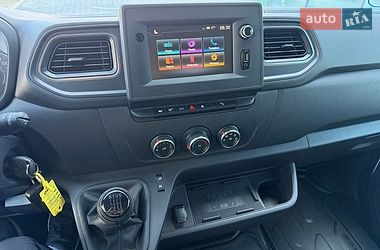 Грузовой фургон Renault Master 2022 в Тернополе