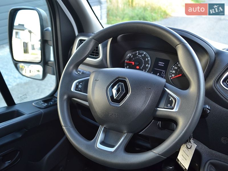 Грузовой фургон Renault Master 2022 в Ровно