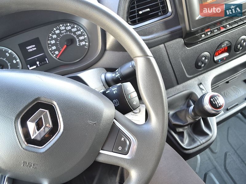 Грузовой фургон Renault Master 2022 в Ровно