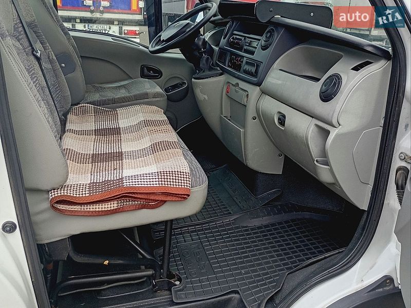 Борт Renault Master 2006 в Рівному
