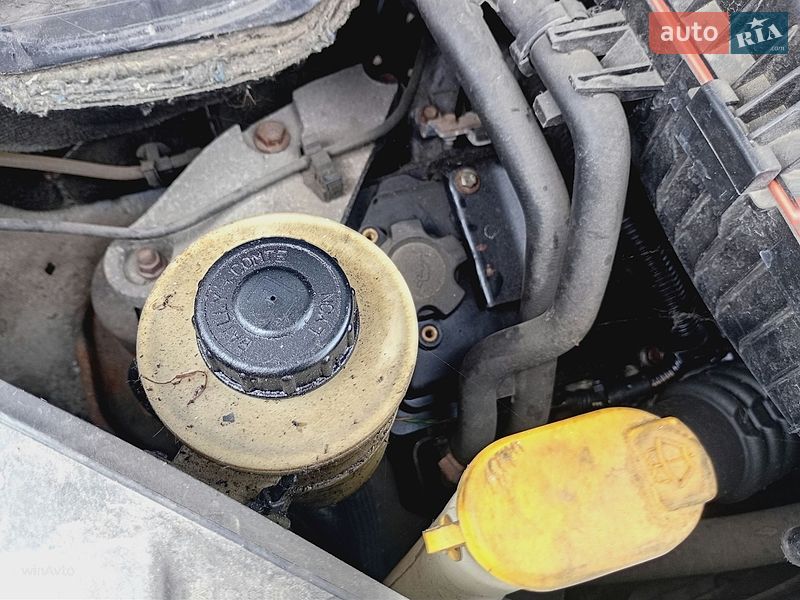 Борт Renault Master 2006 в Рівному