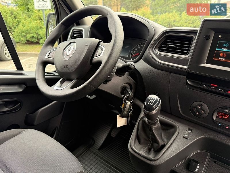 Вантажний фургон Renault Master 2021 в Дубні