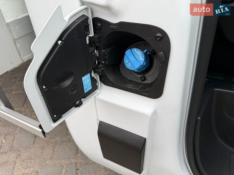 Вантажний фургон Renault Master 2021 в Дубні