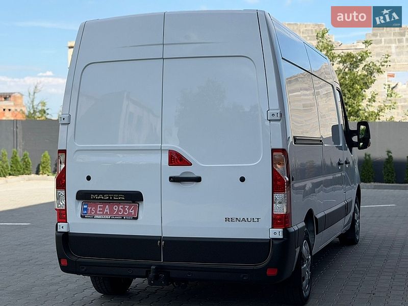 Грузовой фургон Renault Master 2021 в Дубно
