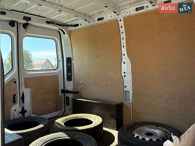 Грузовой фургон Renault Master 2014 в Коломые фото 14 Грузовой фургон Renault Master 2014 в Коломые