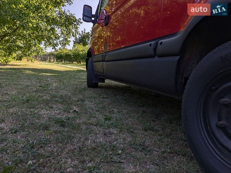 Мінівен Renault Master 2000 в Баришівка