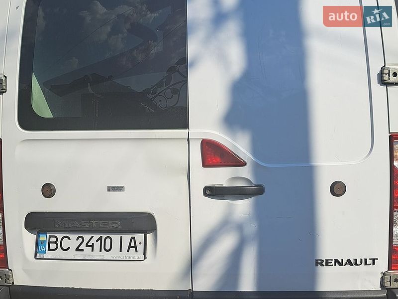 Вантажний фургон Renault Master 2013 в Івано-Франківську