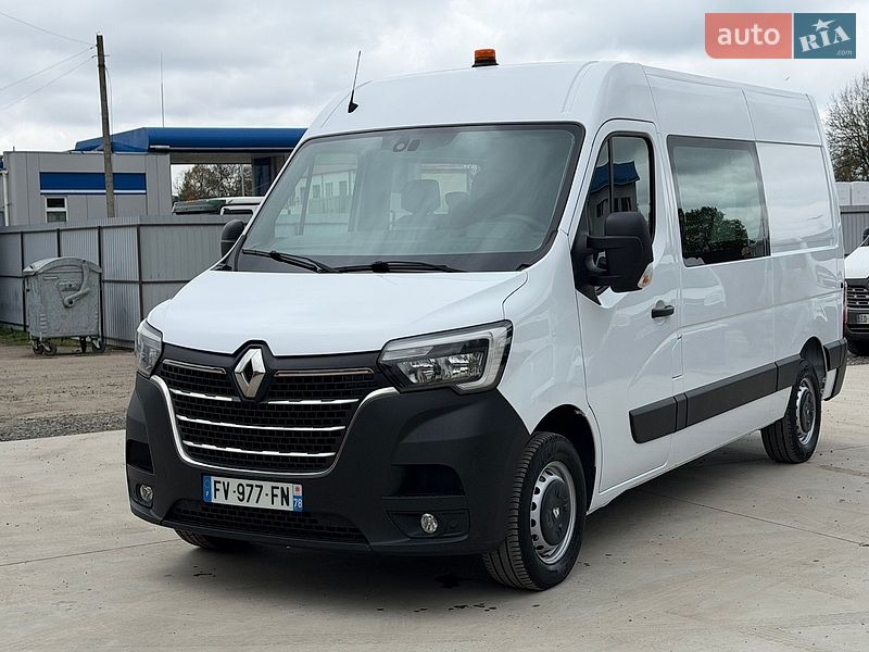 Вантажопасажирський фургон Renault Master 2021 в Дубні