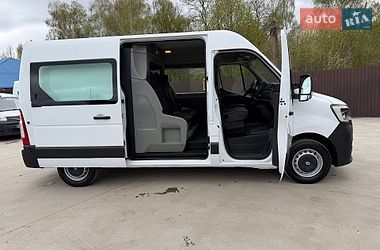 Вантажопасажирський фургон Renault Master 2021 в Дубні