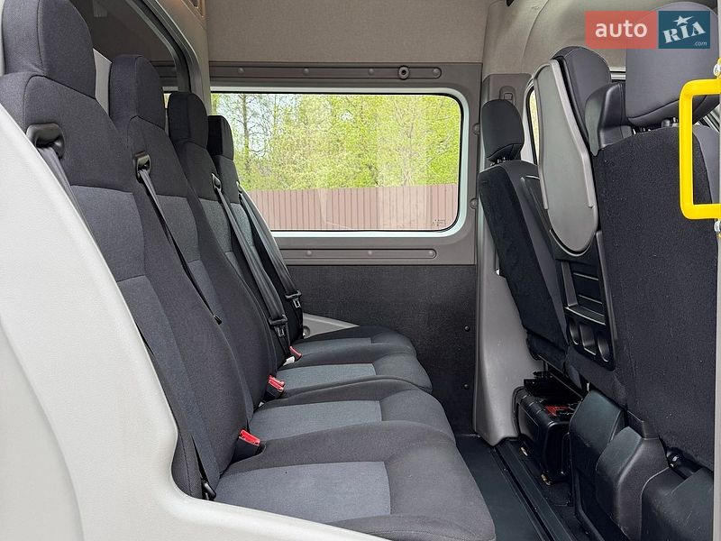 Вантажопасажирський фургон Renault Master 2021 в Дубні