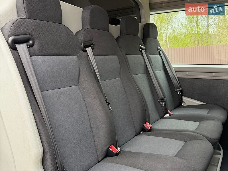 Вантажопасажирський фургон Renault Master 2021 в Дубні