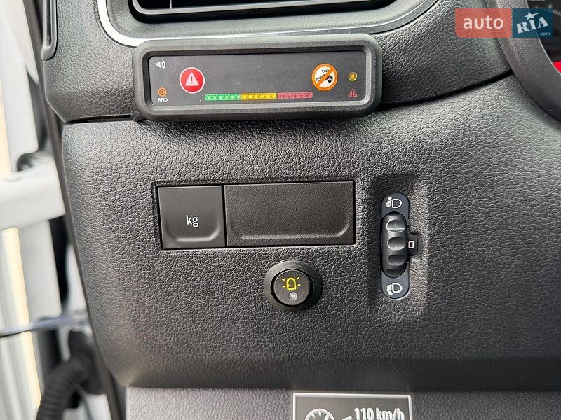 Вантажопасажирський фургон Renault Master 2021 в Дубні