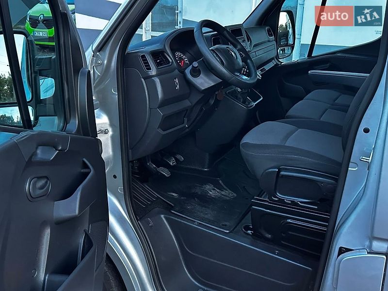 Грузовой фургон Renault Master 2022 в Киеве