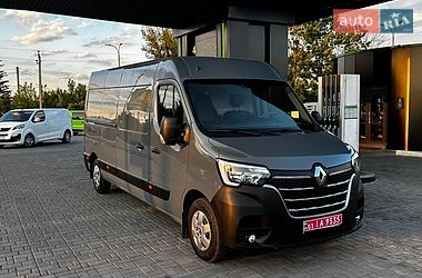 Грузовой фургон Renault Master 2022 в Буче