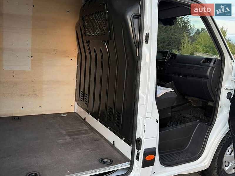 Вантажний фургон Renault Master 2022 в Луцьку