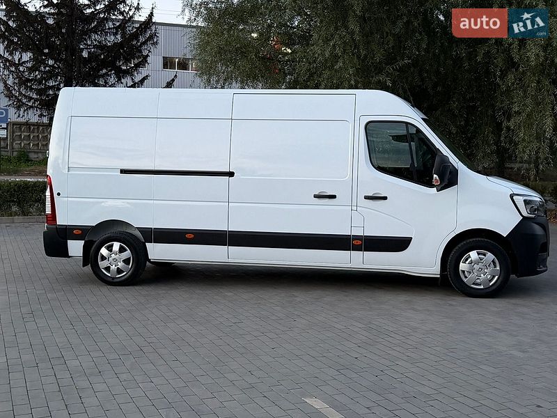 Вантажний фургон Renault Master 2022 в Луцьку