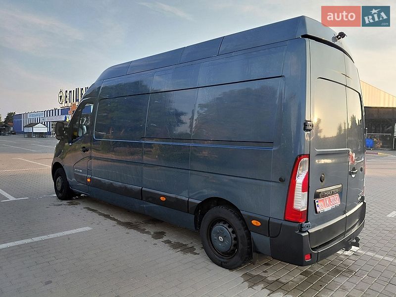 Грузовой фургон Renault Master 2018 в Ивано-Франковске