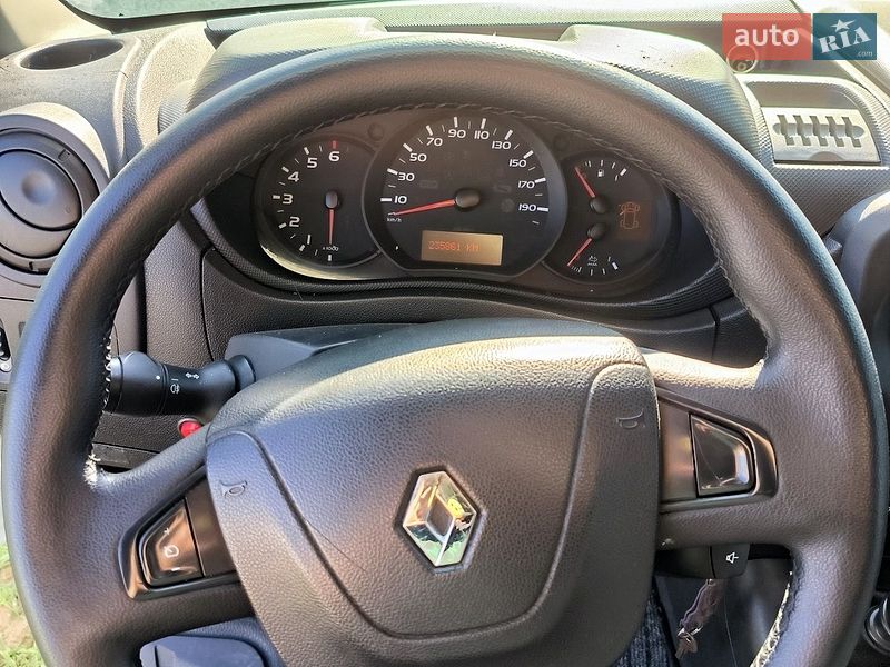 Тентованый Renault Master 2018 в Залещиках