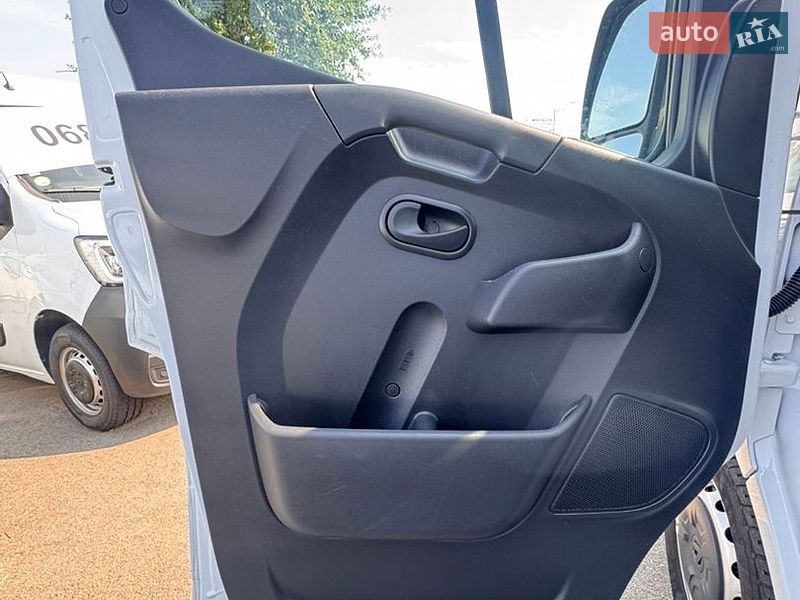 Грузовой фургон Renault Master 2021 в Киеве фото 12 Грузовой фургон Renault Master 2021 в Киеве