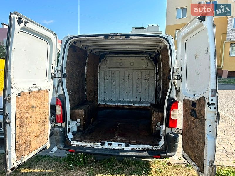 Вантажний фургон Renault Master 2009 в Вінниці