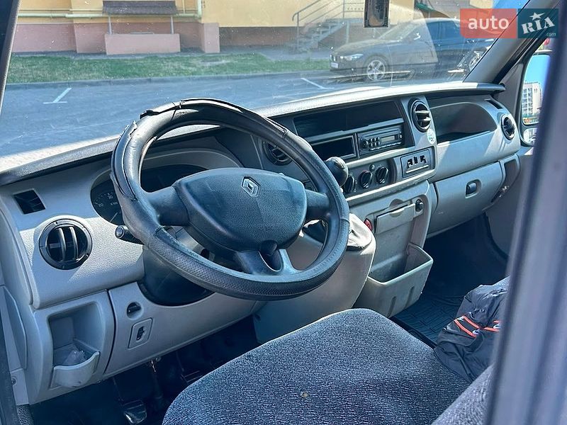 Грузовой фургон Renault Master 2009 в Виннице