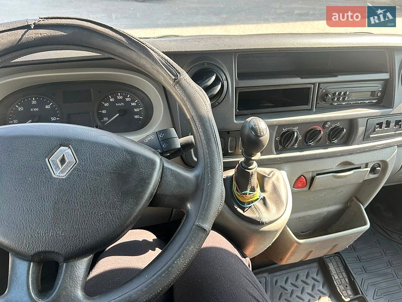 Вантажний фургон Renault Master 2009 в Вінниці