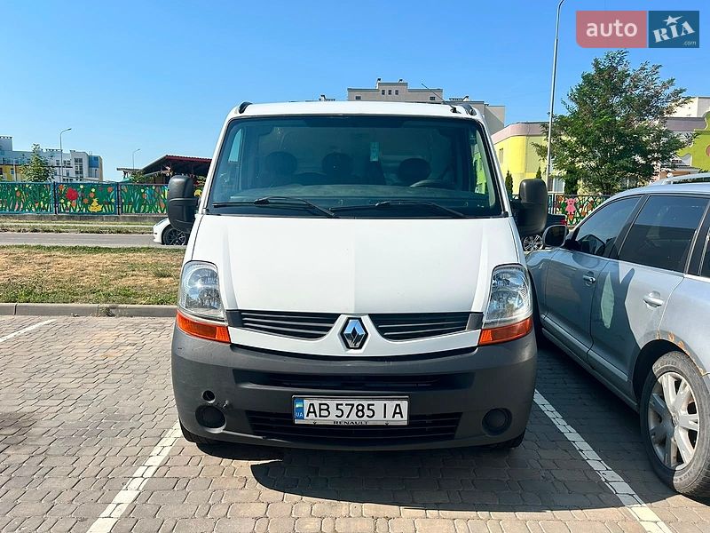 Вантажний фургон Renault Master 2009 в Вінниці