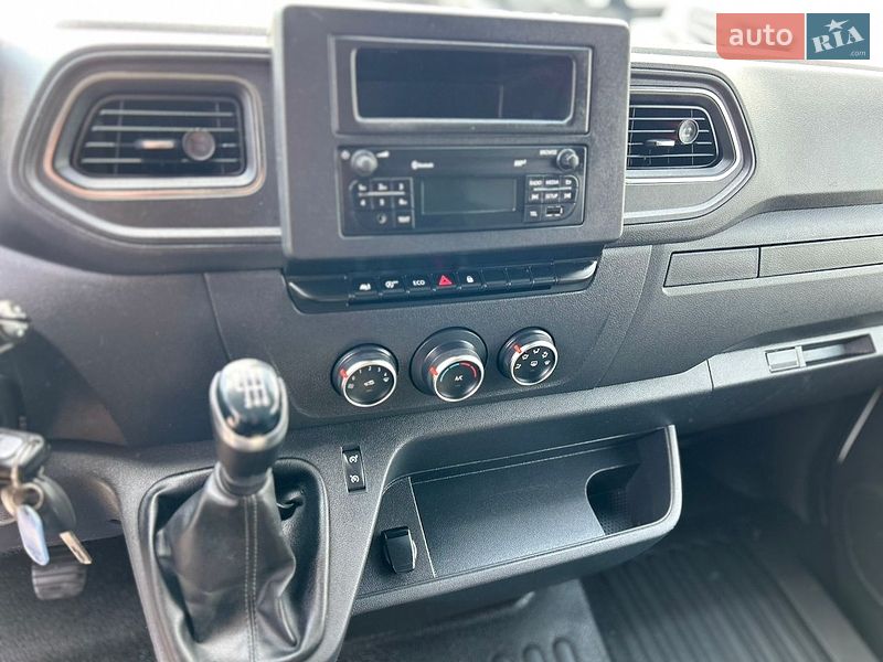 Тентований Renault Master 2021 в Хусті